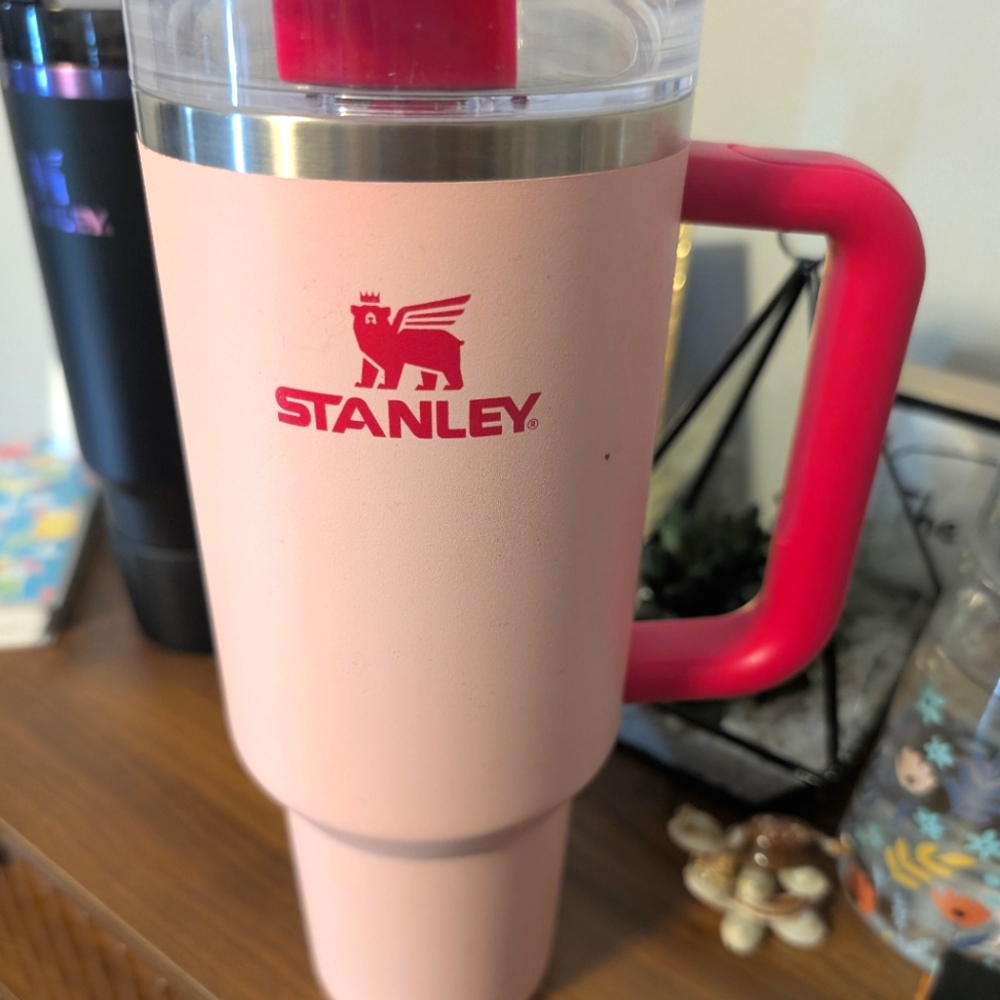 Stanley Flamingo 40 Oz